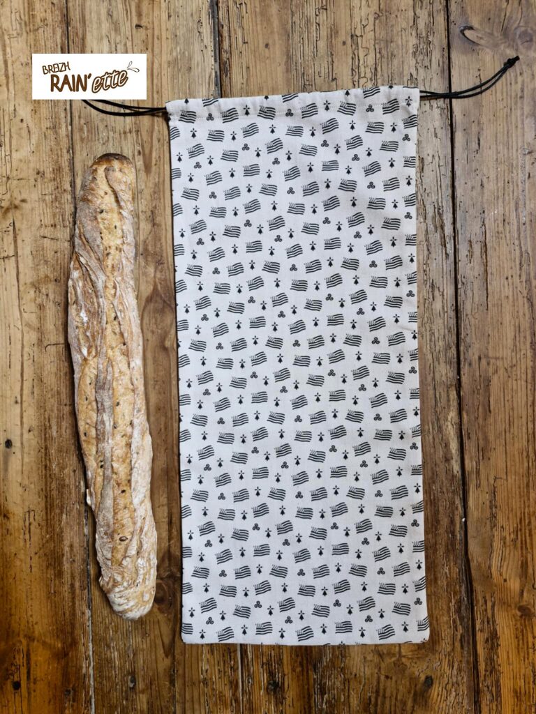 Le petit sac breton qui fera des envieux quand vous irez chercher votre pain à la boulangerie .Fabriqué par BREIZH RAIN'ette en Bretagne