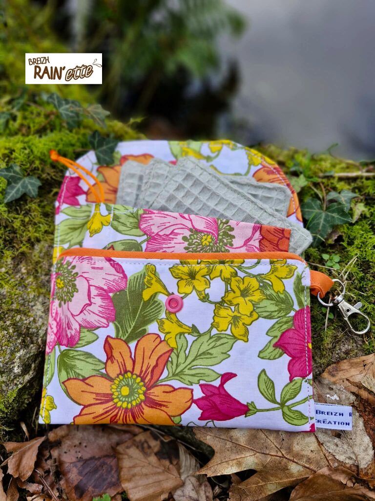 L'indispensable trousse hygiène nomade pour le pipi en pleine nature, randonnée, road trip, festival .... Fabriquée par BREIZH RAIN'ette en Bretagne dans le 56 !