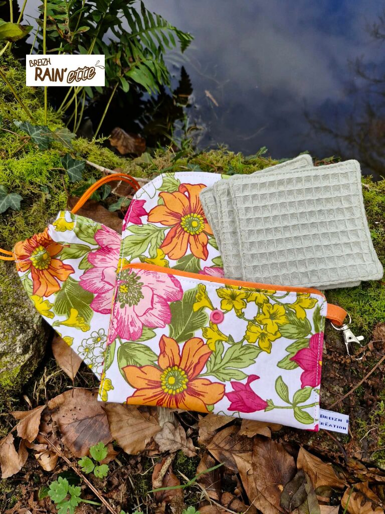 L'indispensable trousse hygiène nomade pour le pipi en pleine nature, randonnée, road trip, festival .... Fabriquée par BREIZH RAIN'ette en Bretagne dans le 56 !